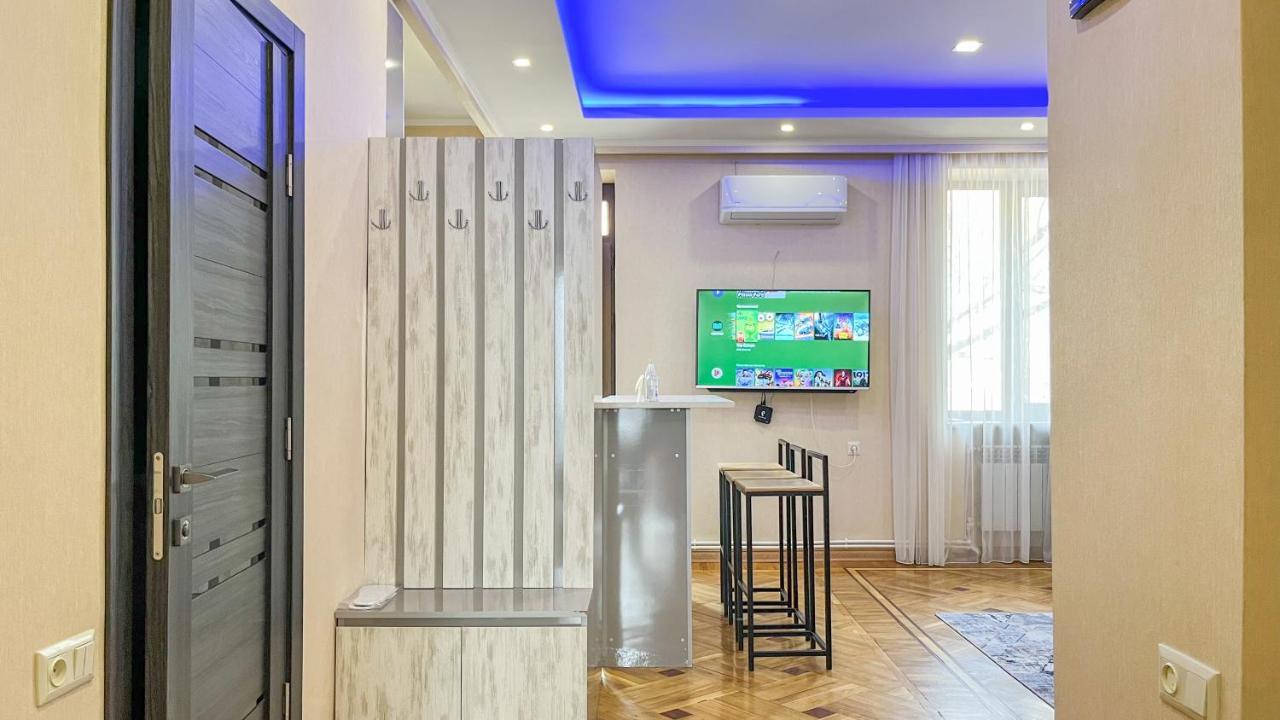 Комфортная И Спокойная Квартира เยเรวาน ภายนอก รูปภาพ